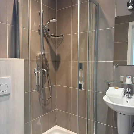 Garden فندق نيس