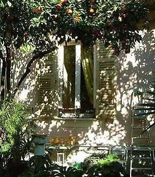 فندق Garden 3*